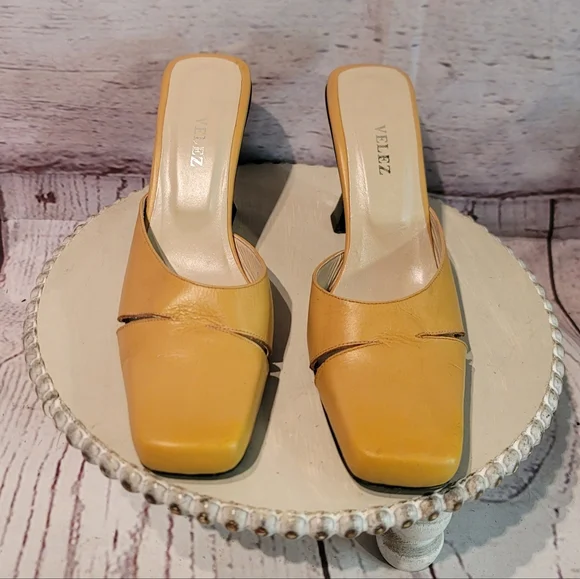 Velez Women's Camal Mustard Heeled Mules Size 36 / US 6 - Picture 2 of 13